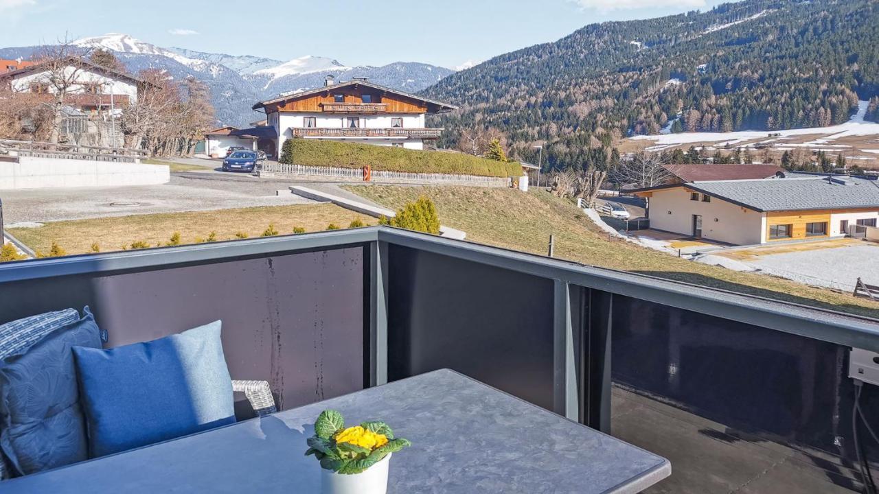 Stuwip Alps Appartements Adlerhorst Trins Extérieur photo